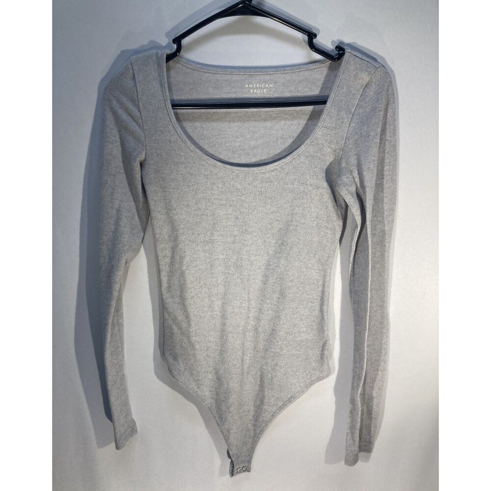 American Eagle Women's Ribbed Long-Sleeve Scoop Neck Bodysuit Gray Small